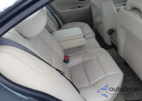 2004 Volvo S60 2.5T from USA, damaged, VIN YV1RS59V642326676